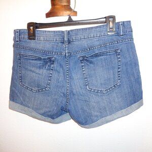 ELLE Women's Denim Cuffed Jean Shorts SIze 10